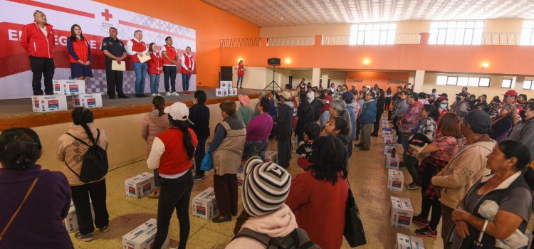 <strong>Entrega Cruz Roja Mexicana ayuda humanitaria en Chiconautla</strong>