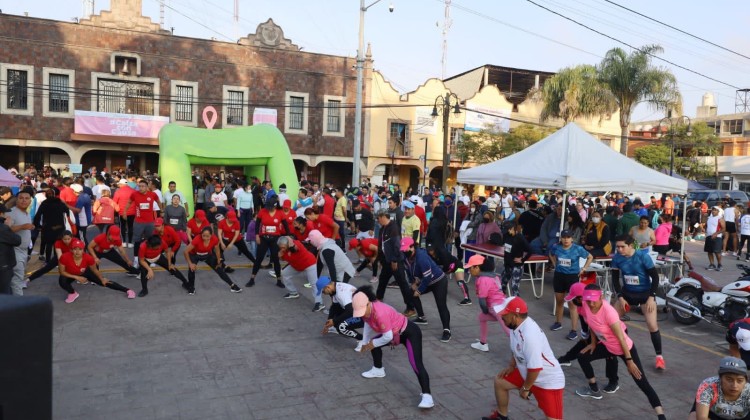 Se alista San Mateo Atenco para la tradicional carrera de San Crispín y San Crispiano
