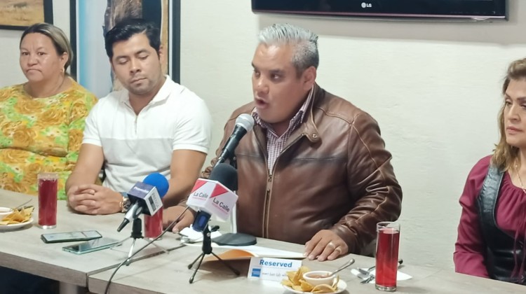 Alcalde de Capulhuac renuncia al PRI un día antes del inicio de las campañas electorales