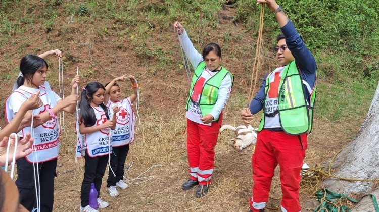 Participan jóvenes mexiquenses en Campamento Regional de Cruz Roja Mexicana