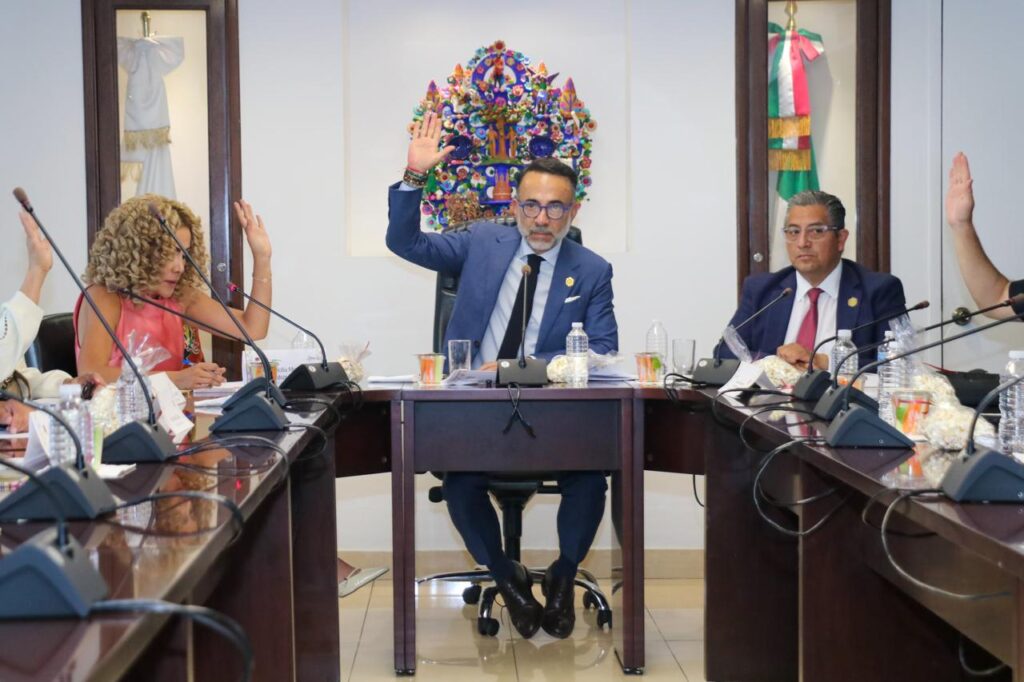 Fernando Flores Fernández